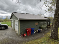 Thumbnail of metal roof photo