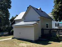 Thumbnail of metal roof photo